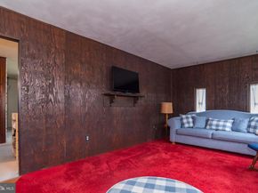 15 Venture Lane, Levittown PA 19054