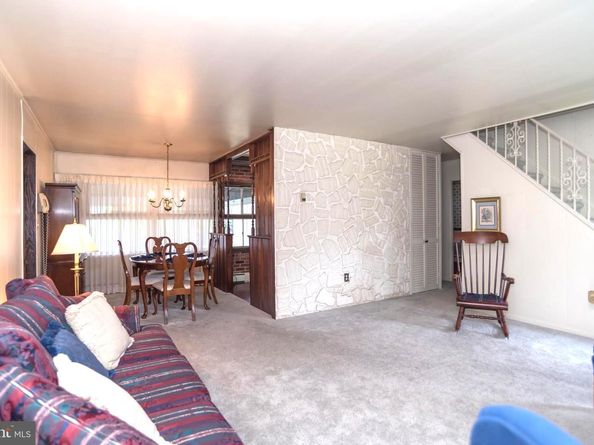 15 Venture Lane, Levittown PA 19054