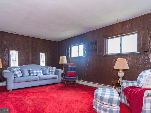 15 Venture Lane, Levittown PA 19054