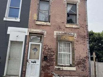908 W Seltzer Street