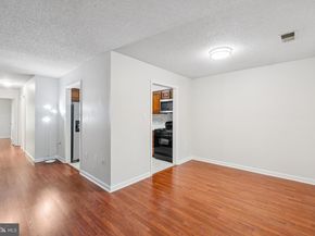 7260 Glen Hollow Court 60/4, Annandale VA 22003