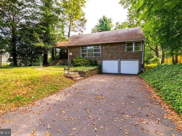 211 Kent Road, Wyncote PA 19095