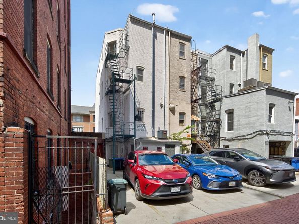 1409 Hopkins Street NW, Washington DC 20036