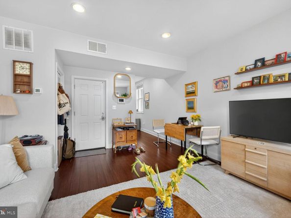 1409 Hopkins Street NW, Washington DC 20036
