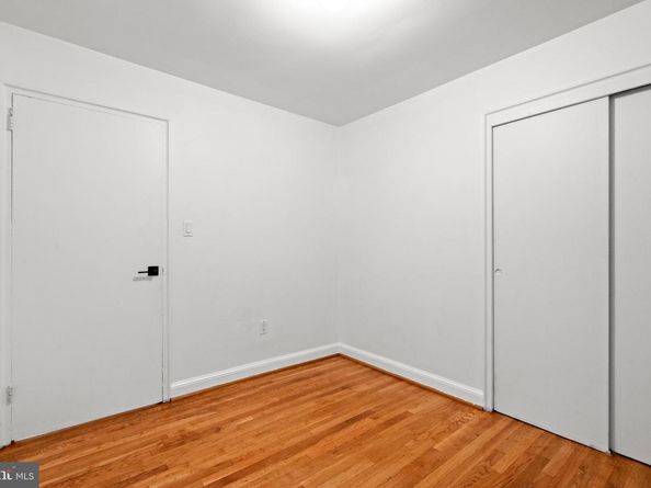 1563 N Colonial Terrace 401Z, Arlington VA 22209