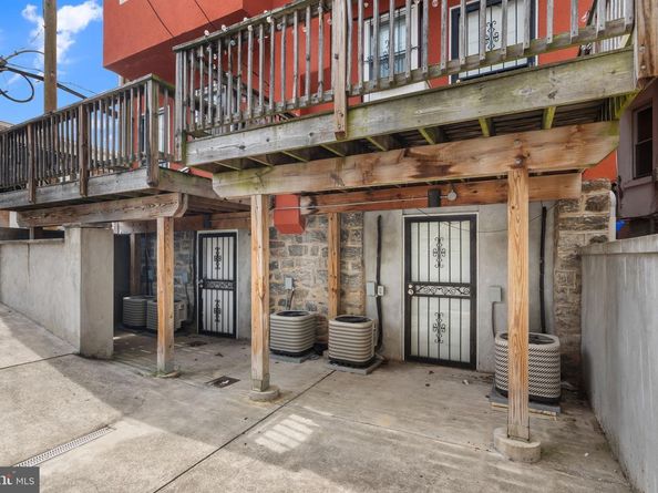 927 S 60TH Street, Philadelphia PA 19143
