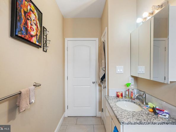 927 S 60TH Street, Philadelphia PA 19143