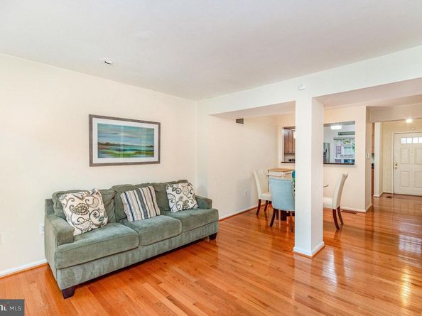 2446 S Walter Reed Drive 2, Arlington VA 22206