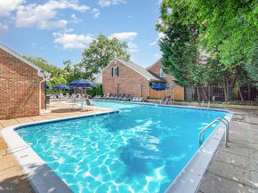 2446 S Walter Reed Drive 2, Arlington VA 22206