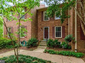 2446 S Walter Reed Drive 2, Arlington VA 22206