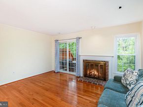 2446 S Walter Reed Drive 2, Arlington VA 22206