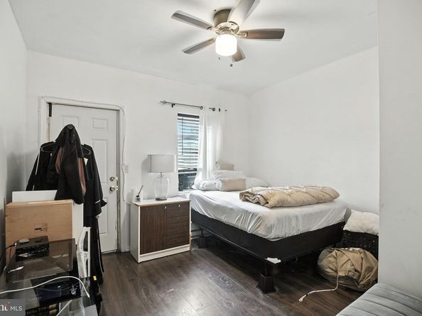 3846 W Girard Avenue, Philadelphia PA 19104