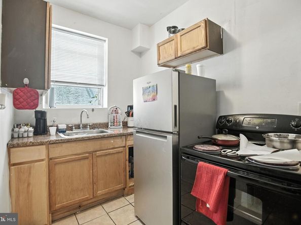 3846 W Girard Avenue, Philadelphia PA 19104