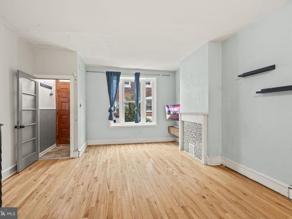 2521 S Hicks Street, Philadelphia PA 19145