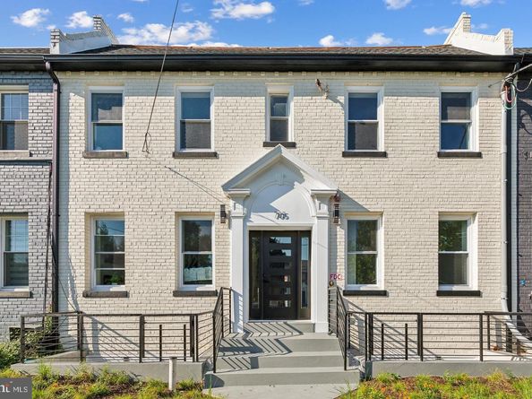 705 Quincy Street NE 2F, Washington DC 20017