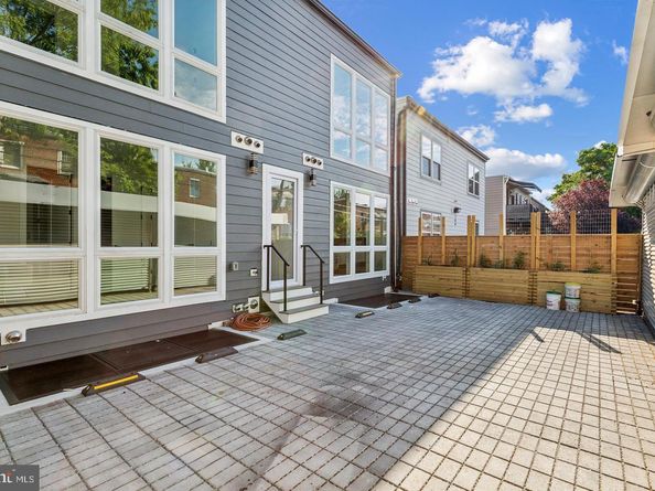 705 Quincy Street NE 2F, Washington DC 20017