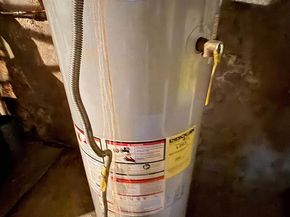 2033 S 9TH Street, Philadelphia PA 19148