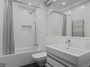 1213-15 Locust Street B, Philadelphia PA 19107