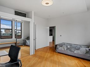 1213-15 Locust Street B, Philadelphia PA 19107