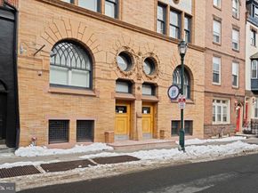 1213-15 Locust Street B, Philadelphia PA 19107