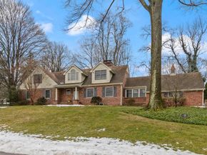 152 Hunters Lane, Devon PA 19333