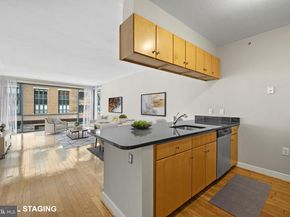 1117 10TH Street NW 302, Washington DC 20001