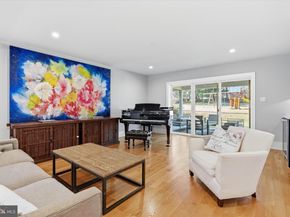 420 Fawn Hill Lane, Penn Valley PA 19072