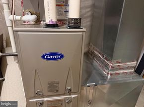 7405 Storm Court, Falls Church VA 22043