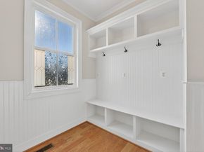 7405 Storm Court, Falls Church VA 22043