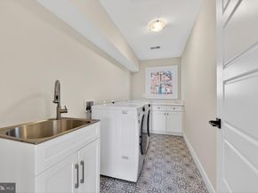 7405 Storm Court, Falls Church VA 22043