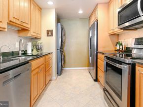 6300 Stevenson Avenue 1018, Alexandria VA 22304