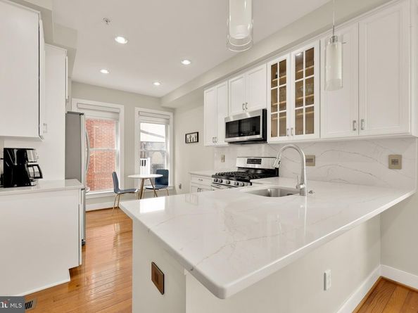 920 4TH Street SE, Washington DC 20003