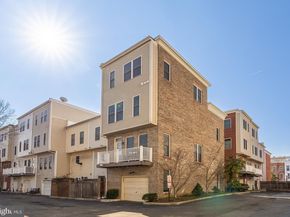 920 4TH Street SE, Washington DC 20003