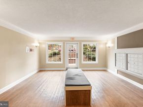 7651 Tremayne Place 211, Mclean VA 22102
