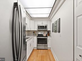 7651 Tremayne Place 211, Mclean VA 22102