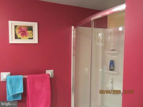 5800 Griscomb Drive, Bensalem PA 19020