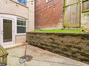 4226 7TH Street NW 101, Washington DC 20011