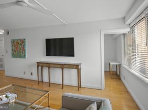 3 Washington Circle NW 603, Washington DC 20037