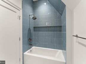 6811 Wemberly Way, Mclean VA 22101