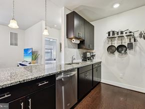 2907 Bleeker Street 3206, Fairfax VA 22031