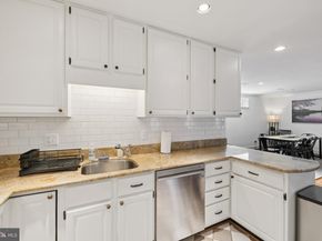 10 Irving Court, Alexandria VA 22314