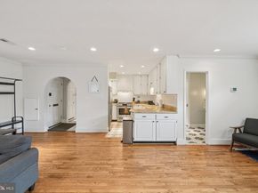 10 Irving Court, Alexandria VA 22314