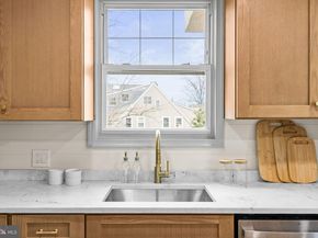 633 Georges Lane, Ardmore PA 19003