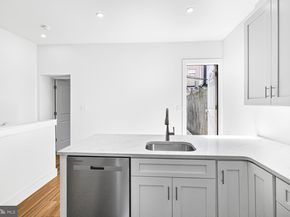 1830 Catharine Street, Philadelphia PA 19146