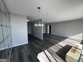 3900 Ford Road 14L, Philadelphia PA 19131