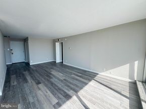 3900 Ford Road 14L, Philadelphia PA 19131