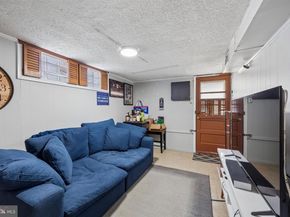 8557 Castor Avenue, Philadelphia PA 19152