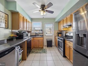 8557 Castor Avenue, Philadelphia PA 19152