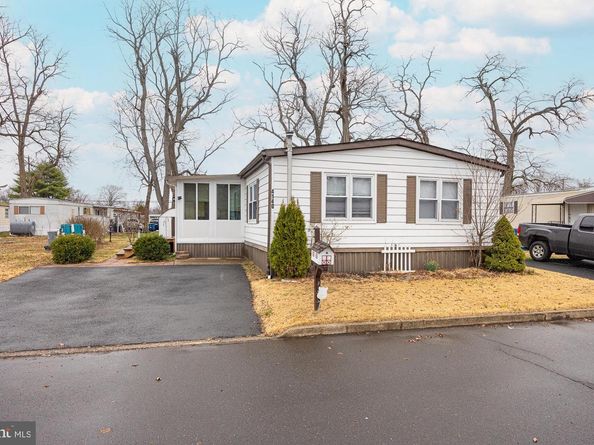 4140 Davis Drive, Morrisville PA 19067