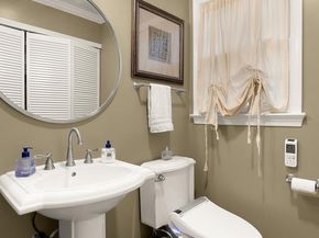 11688 Stockbridge Lane, Reston VA 20194